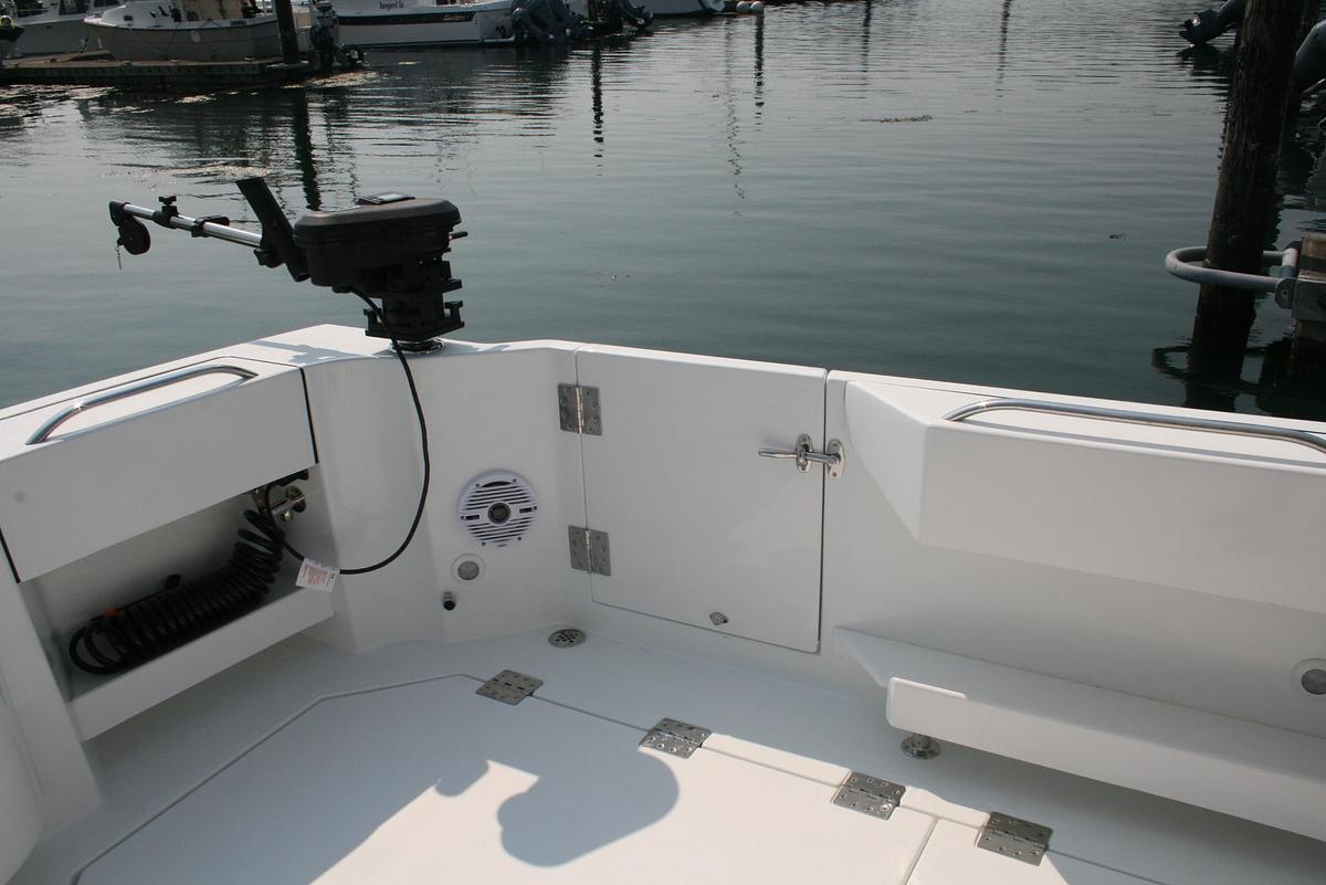 Used 2027 Ocean Sport Roamer 30 #141