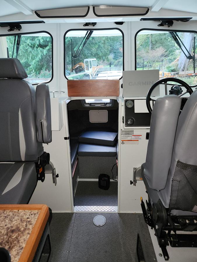 Used 2022 Hewescraft 240 Pacific Cruiser