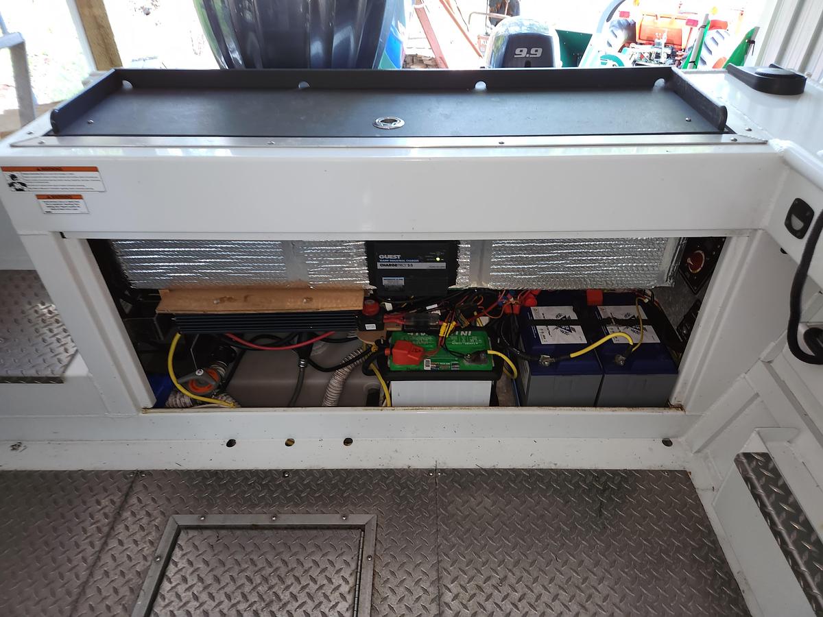 Used 2022 Hewescraft 240 Pacific Cruiser