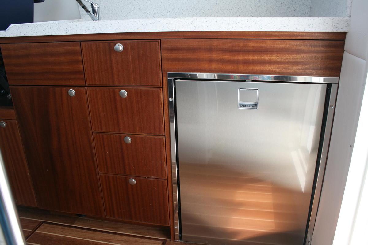 Used 2027 Ocean Sport Roamer 30 #141