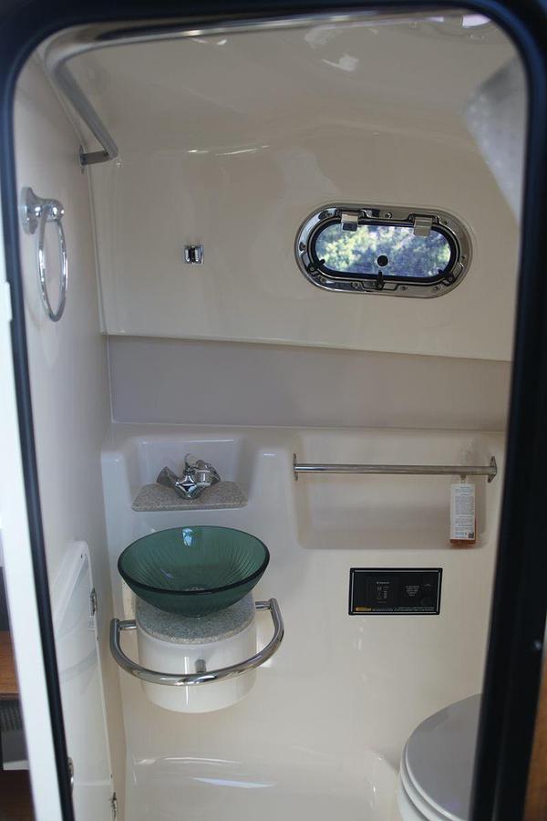 Used 2014 Pursuit OS 315 OFFSHORE