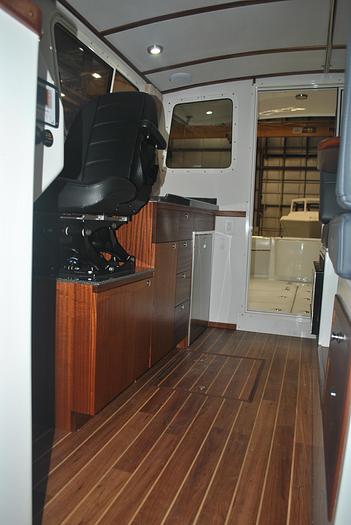 2025 Ocean Sport Roamer 33'