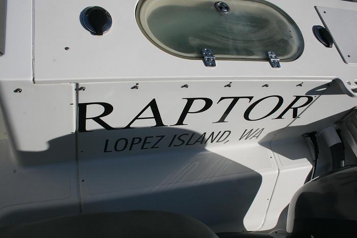 Used 2005 Pursuit 3370 Offshore