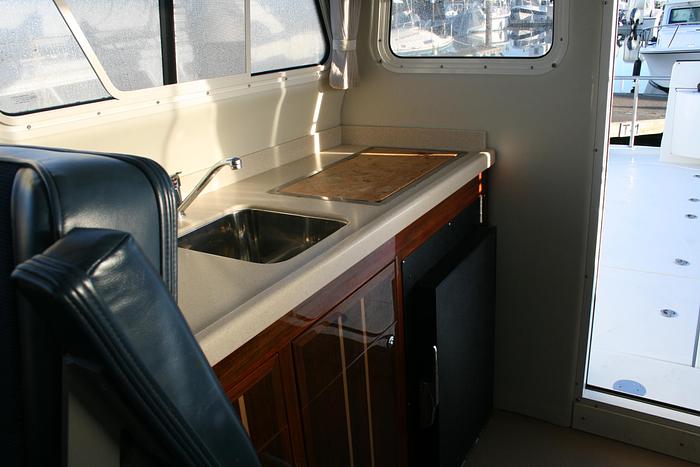 Used 2015 Ocean Sport Roamer 35'