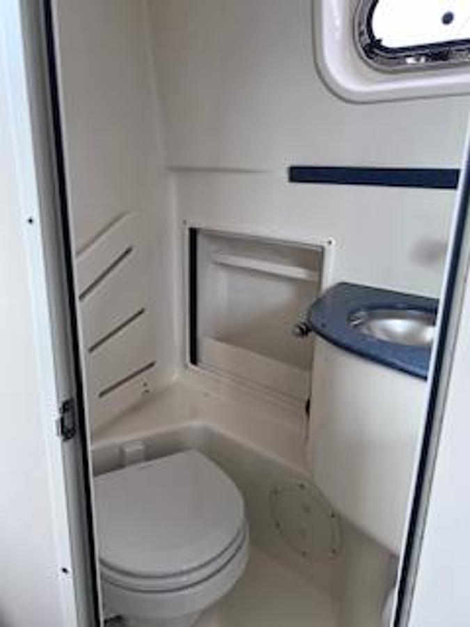 Used 2005 Pursuit 3370 Offshore