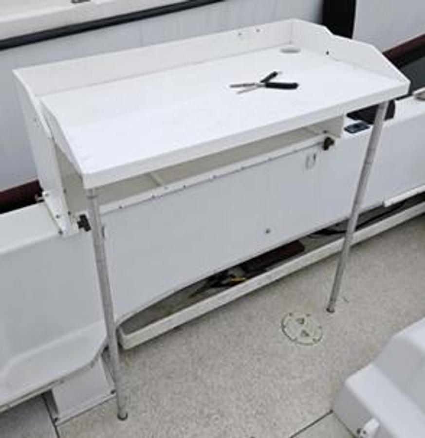 Used 1998 Sea Sport 2400XL