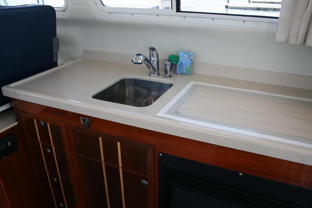 Used 2011 Ocean Sport Roamer 30 #72