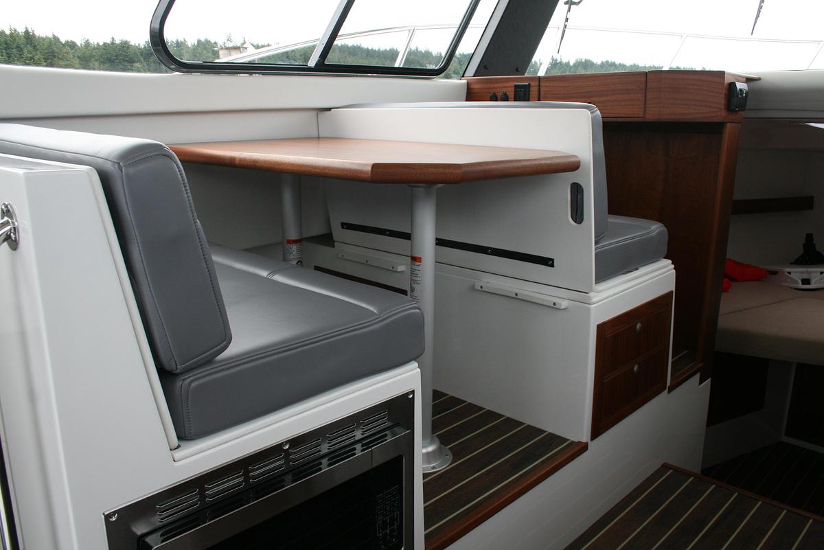 2025 Ocean Sport Roamer