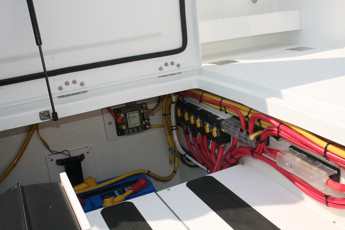 Used 2027 Ocean Sport Roamer 30 #141