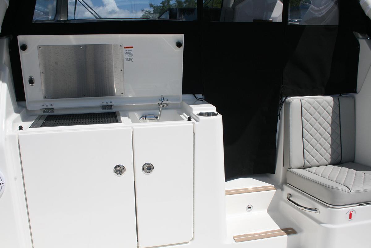 2025 Pursuit OS 325 Offshore