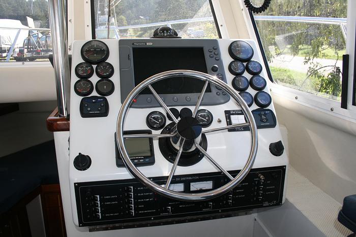 Used 2005 Ocean Sport Roamer 30' #9