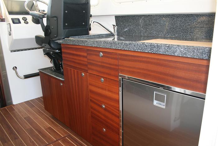 2025 Ocean Sport Roamer 33'