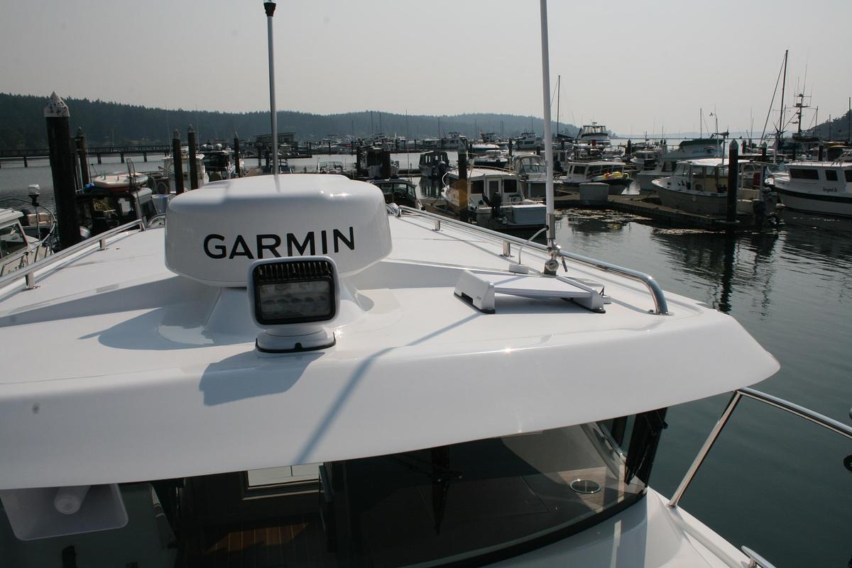 Used 2027 Ocean Sport Roamer 30 #141