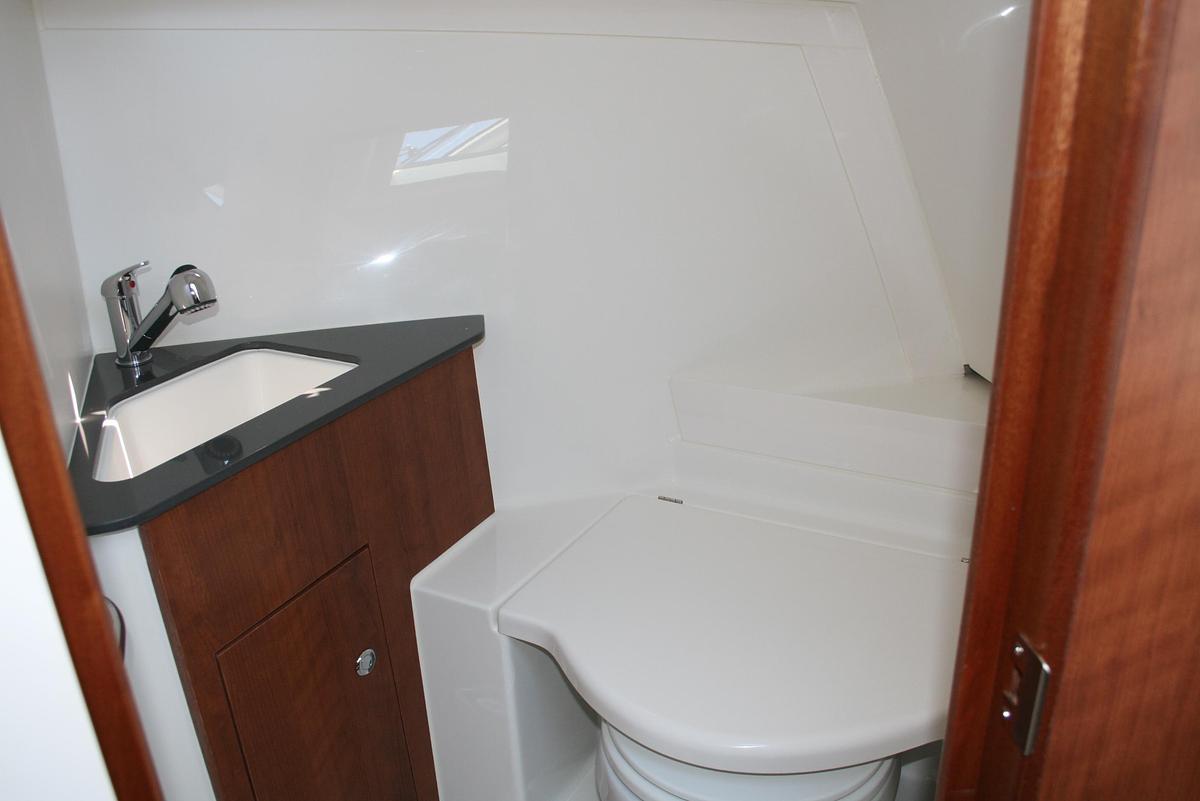 2025 Pursuit OS 325 Offshore