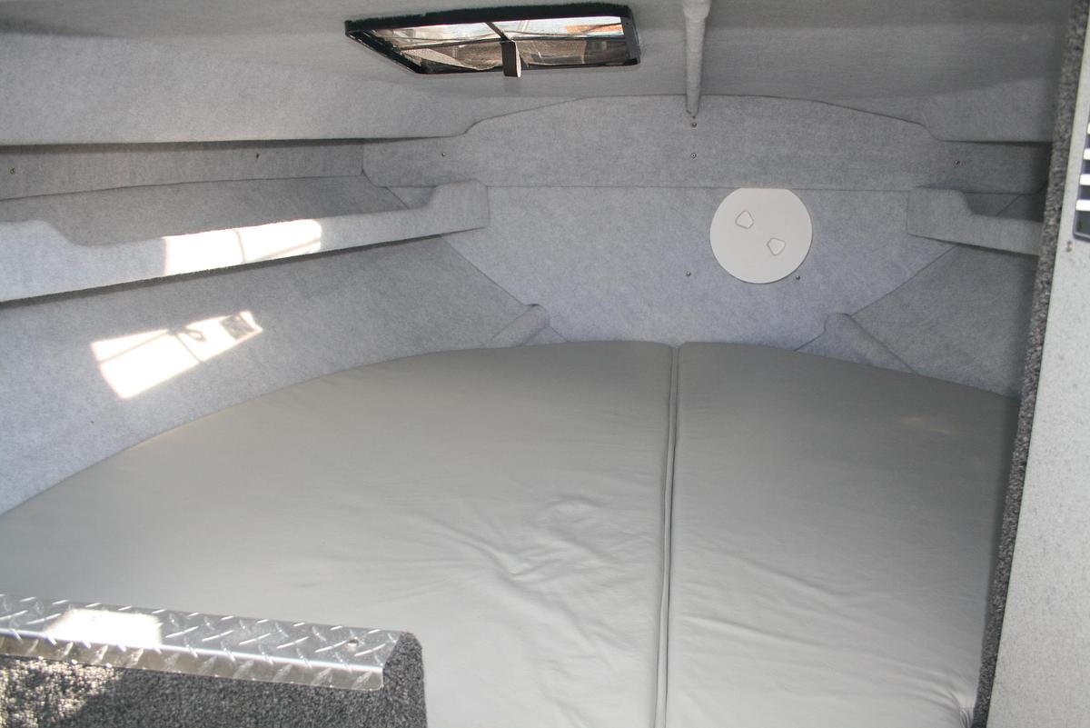 Used 2007 Harbercraft 2425 Pilot House