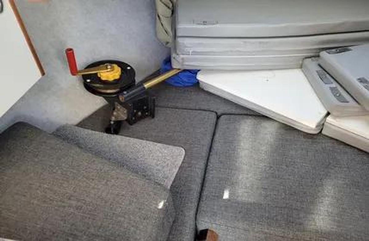 Used 1998 Sea Sport 2400XL