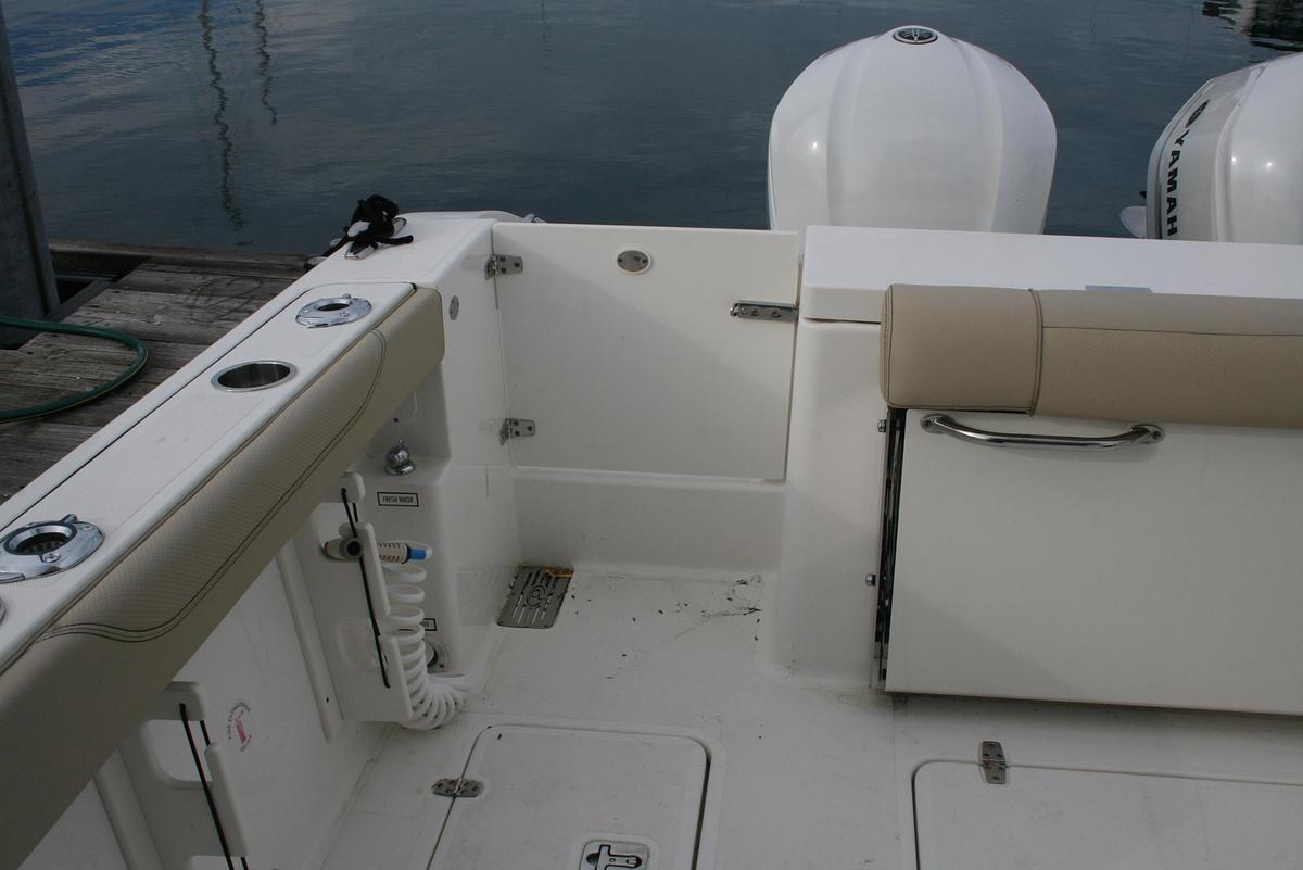 Used 2021 Pursuit OS 325 Offshore