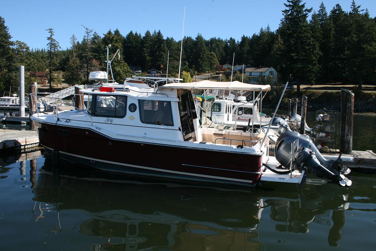 Used 2018 Ranger Tugs R-23