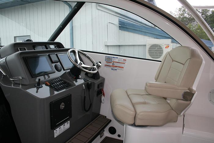 Used 2017 Pursuit OS 385 Offshore