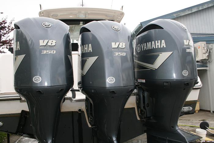 Used 2017 Pursuit OS 385 Offshore