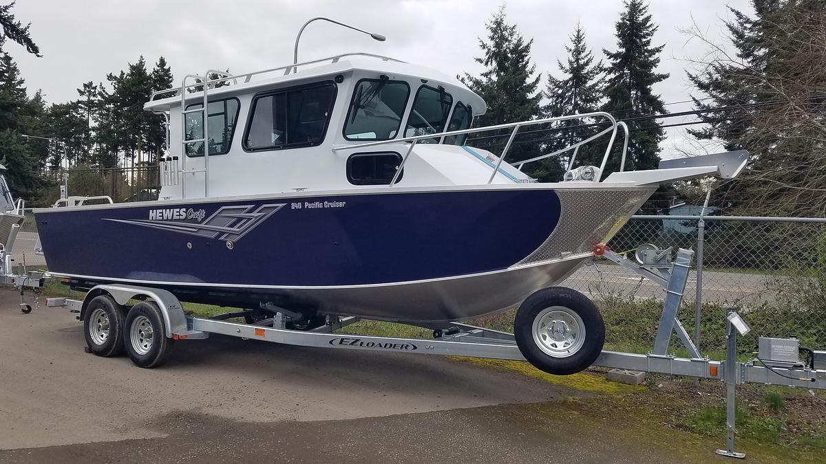 Used 2022 Hewescraft 240 Pacific Cruiser