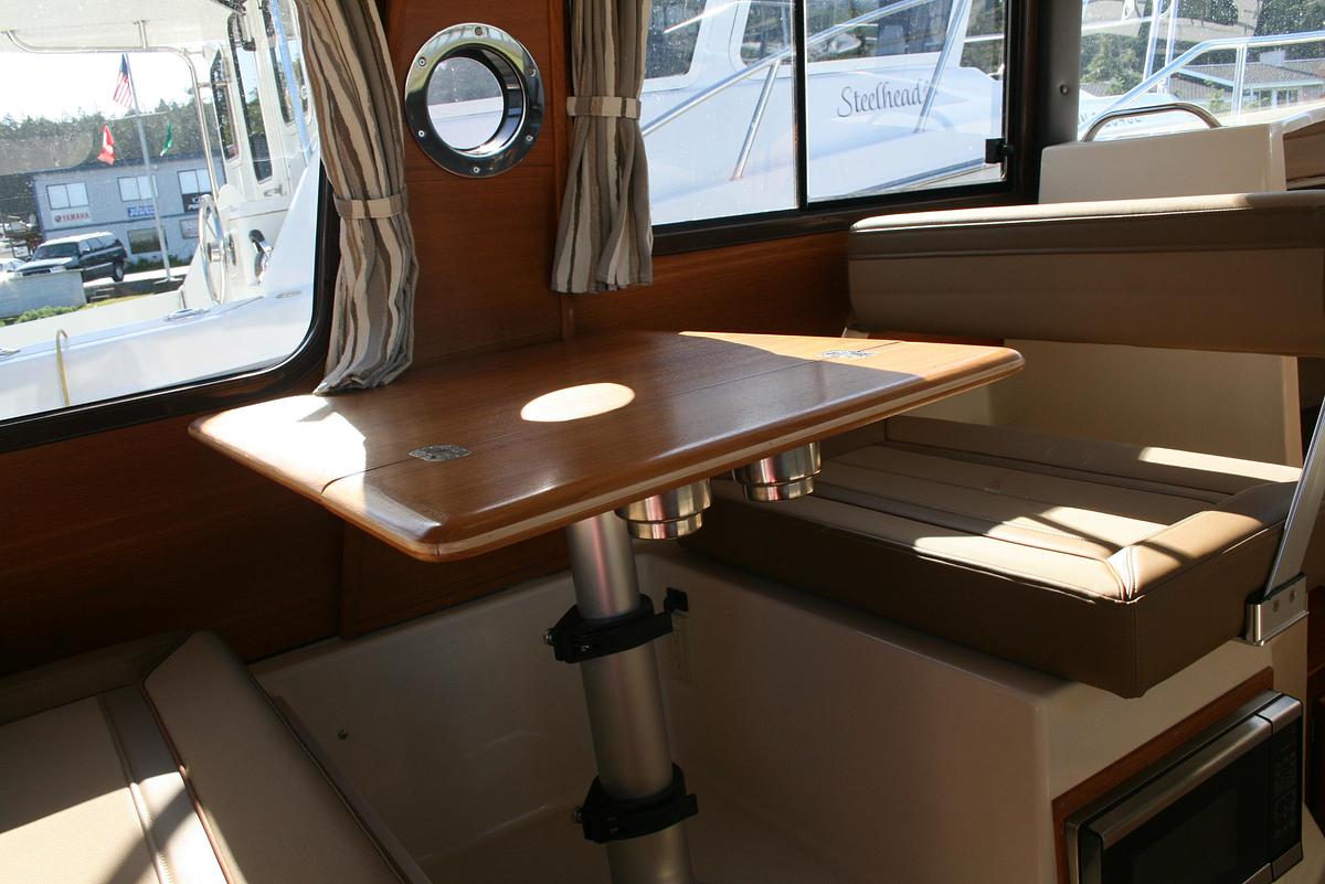 Used 2024 Ranger Tugs R-25