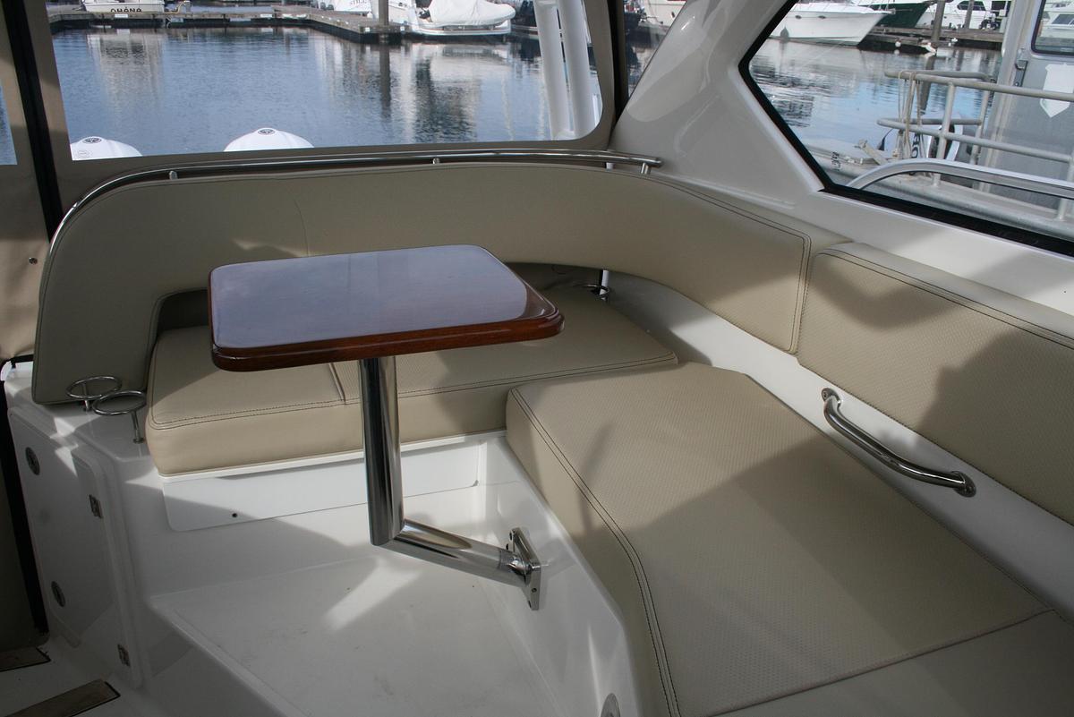 Used 2021 Pursuit OS 325 Offshore