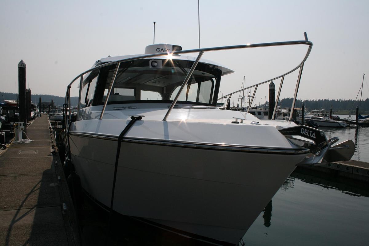 Used 2027 Ocean Sport Roamer 30 #141