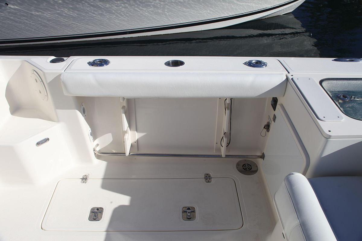 Used 2014 Pursuit OS 315 OFFSHORE