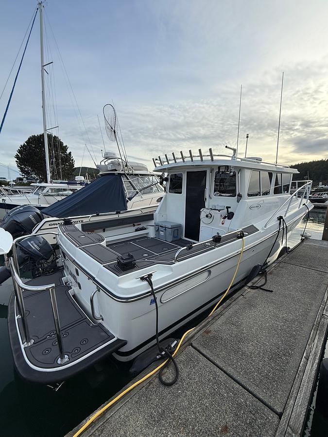 Used 2005 Ocean Sport Roamer 30 #12