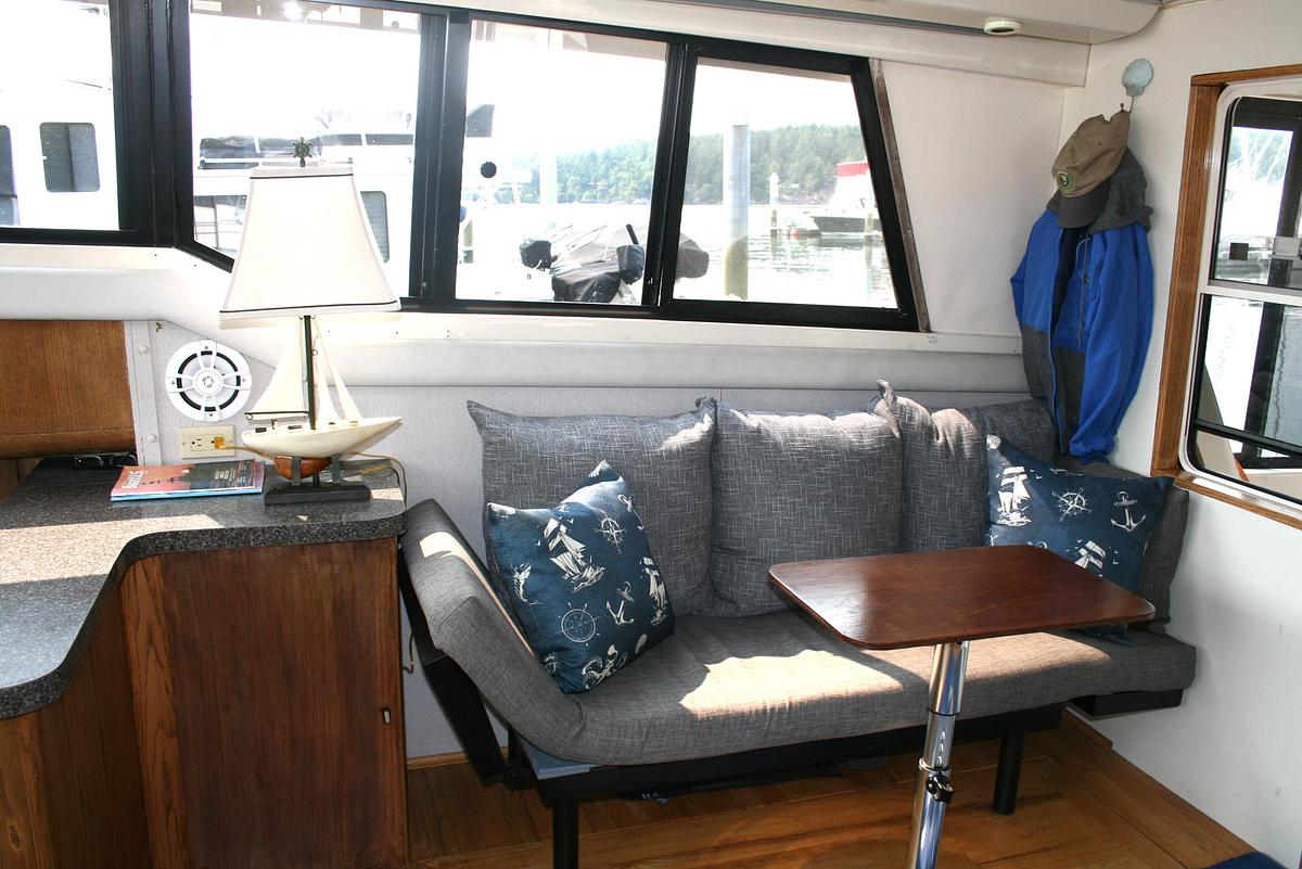 Used 1989 Silverton 34 C