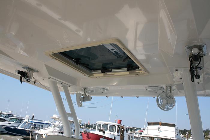 Used 2018 Pursuit S 328 Sport