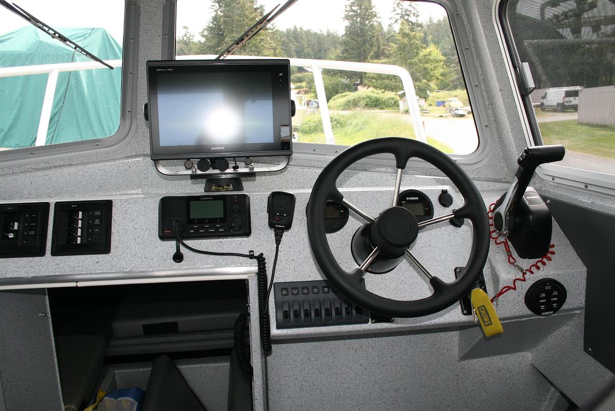 Used 2017 North River Sea Hawk 2500S