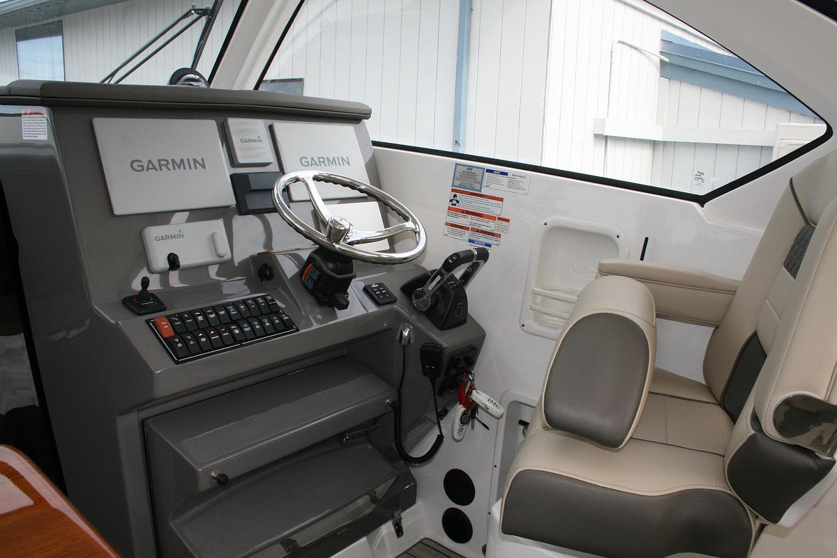 Used 2021 Pursuit OS 355 Offshore