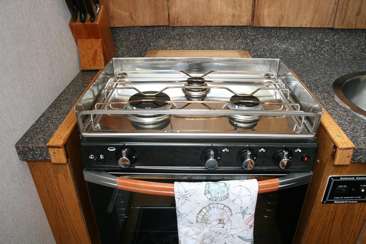 Used 1989 Silverton 34 C