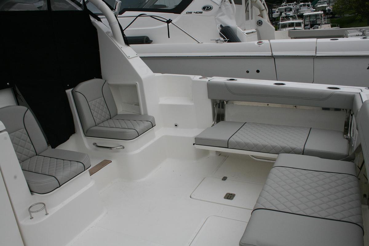 2026 Pursuit OS 355 Offshore