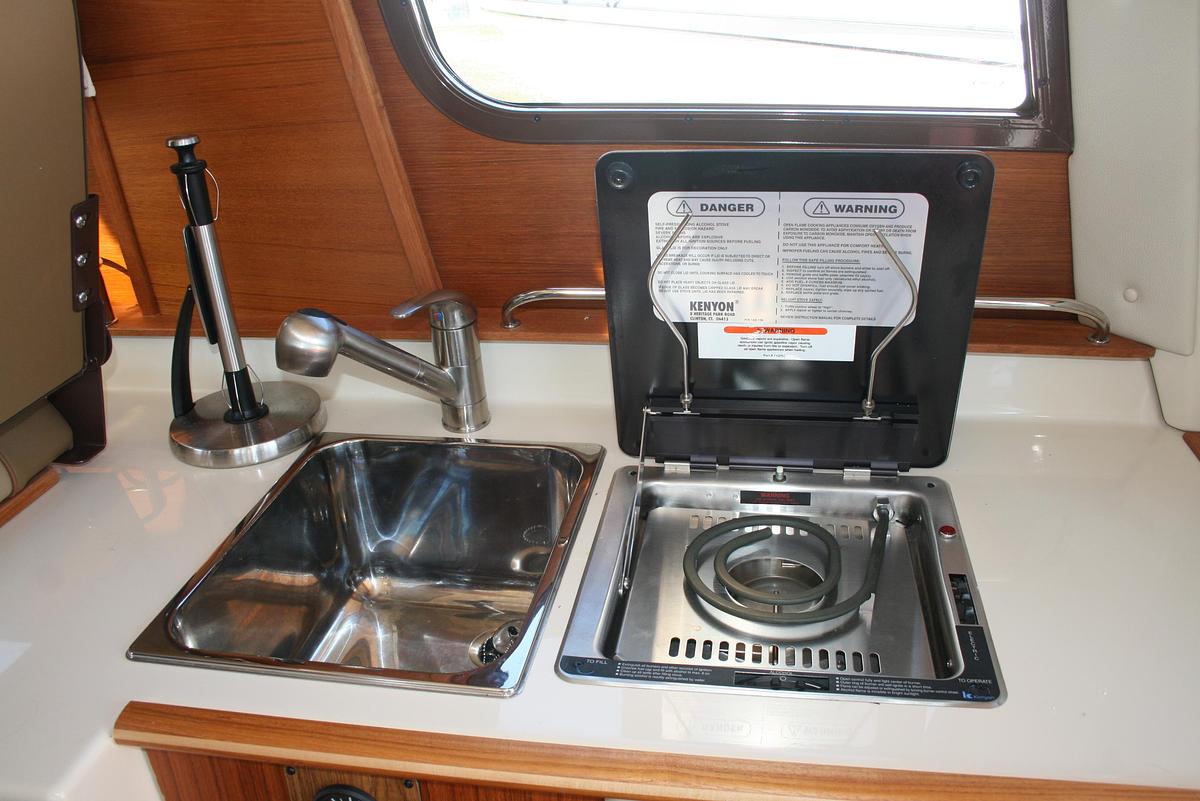 Used 2024 Ranger Tugs R-25