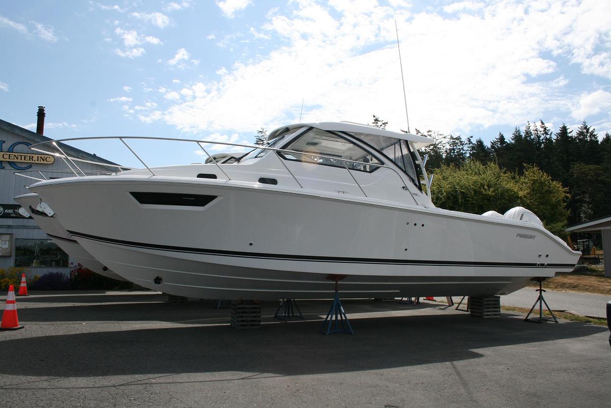 2026 Pursuit OS 325 Offshore