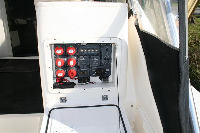 Used 2005 Pursuit 3370 Offshore
