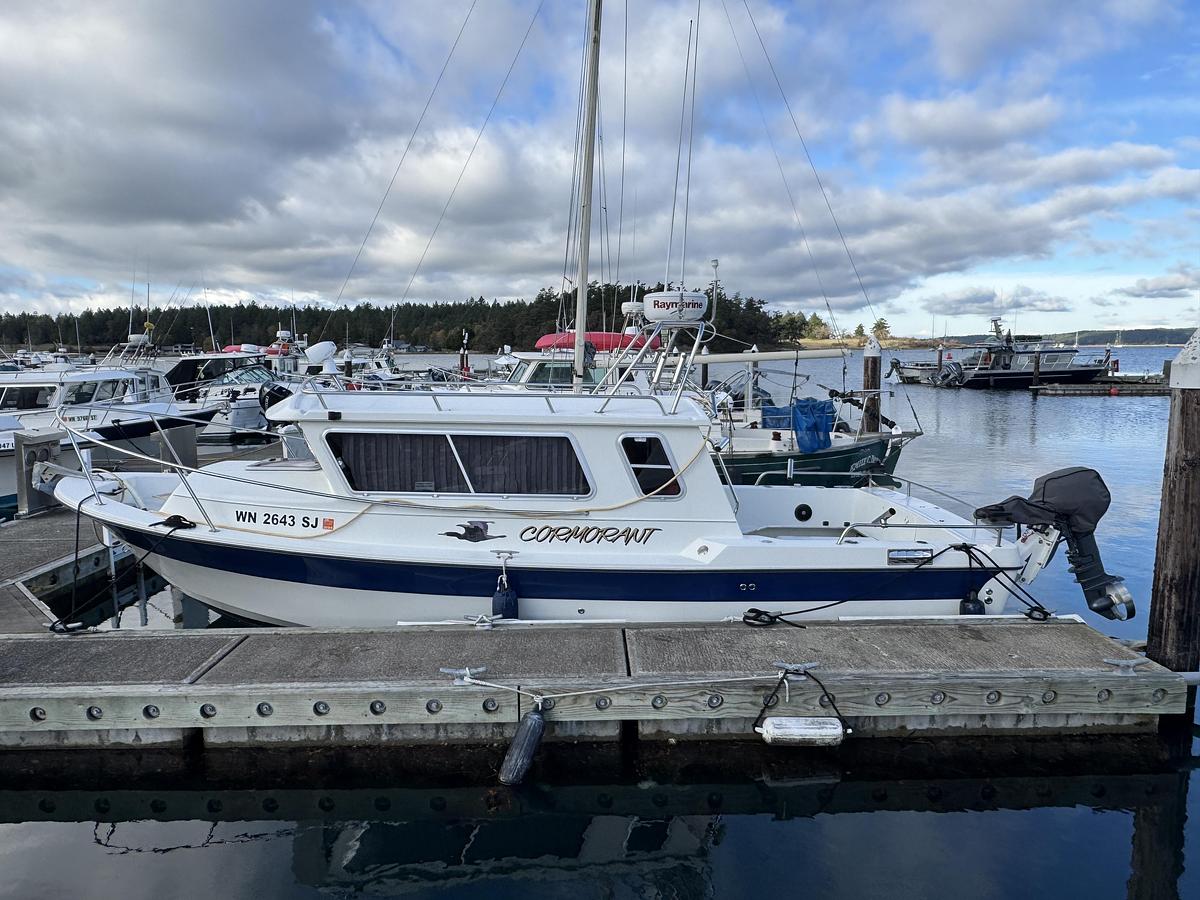 Used 2007 SeaSport 2400 Explorer