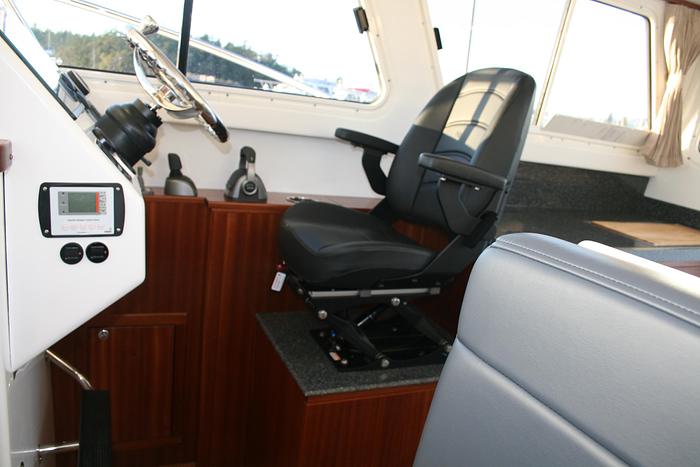 2025 Ocean Sport Roamer 33'