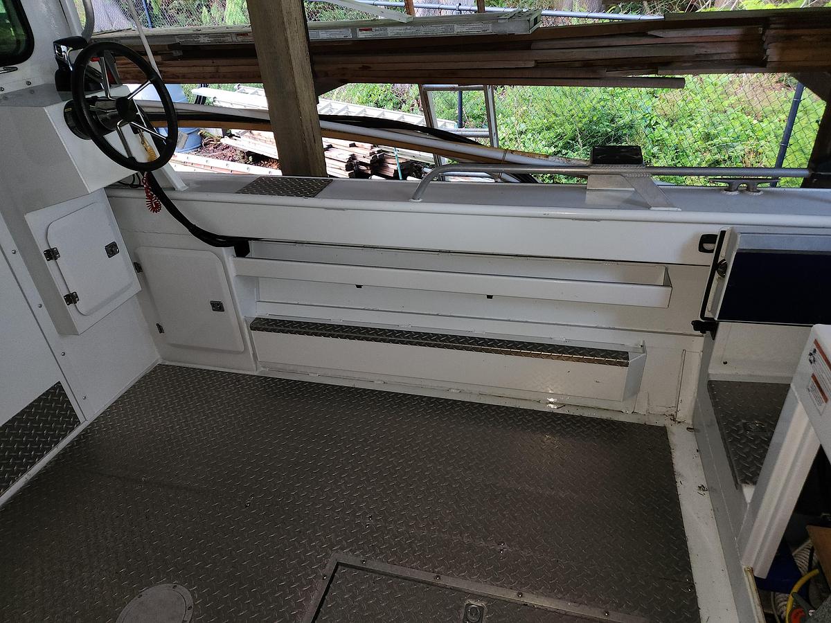 Used 2022 Hewescraft 240 Pacific Cruiser