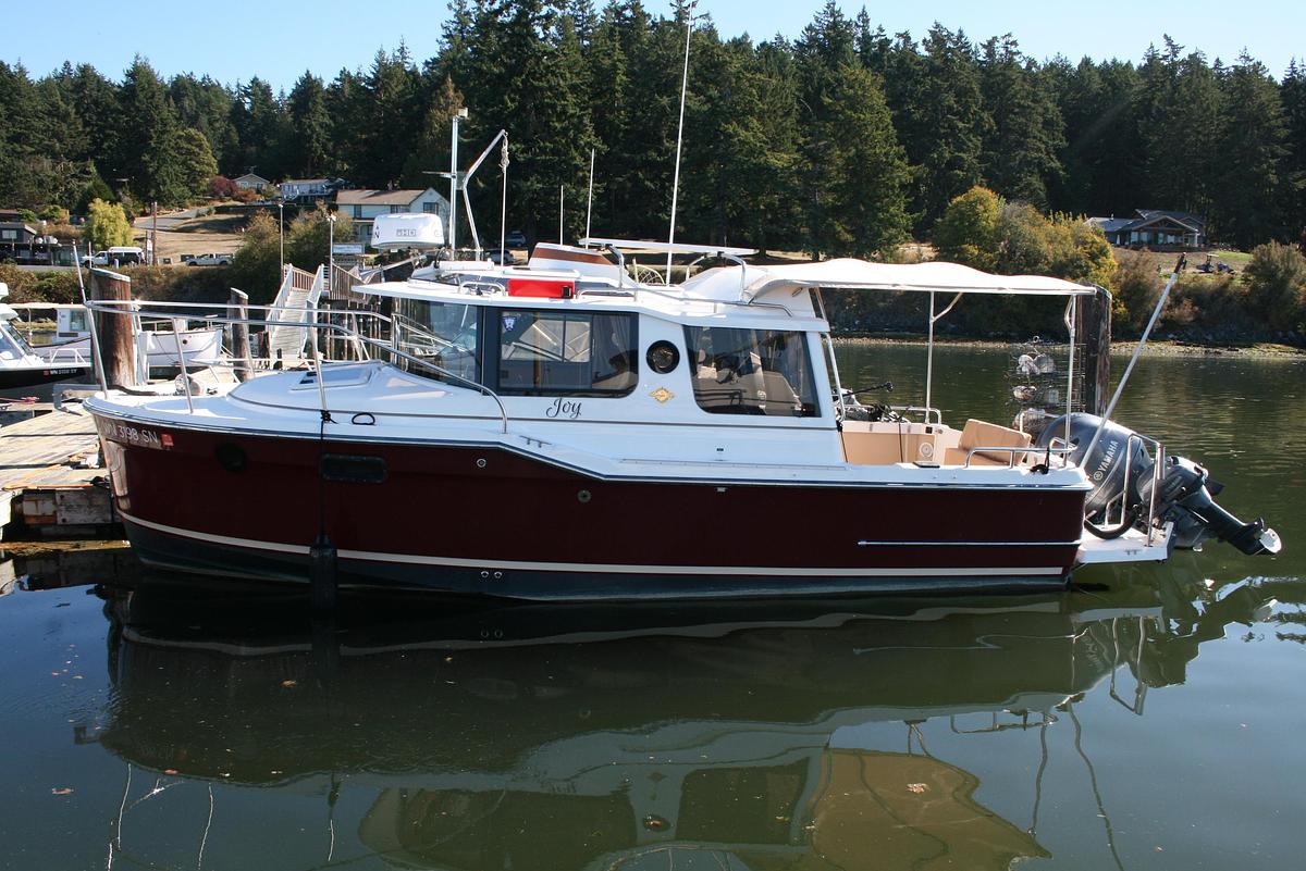 Used 2018 Ranger Tugs R-23