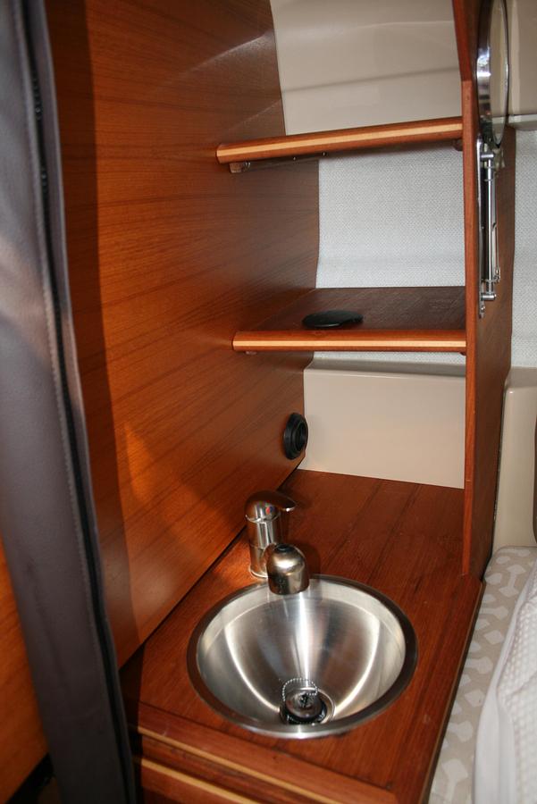 Used 2018 Ranger Tugs R-23