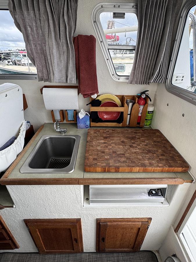 Used 2007 SeaSport 2400 Explorer