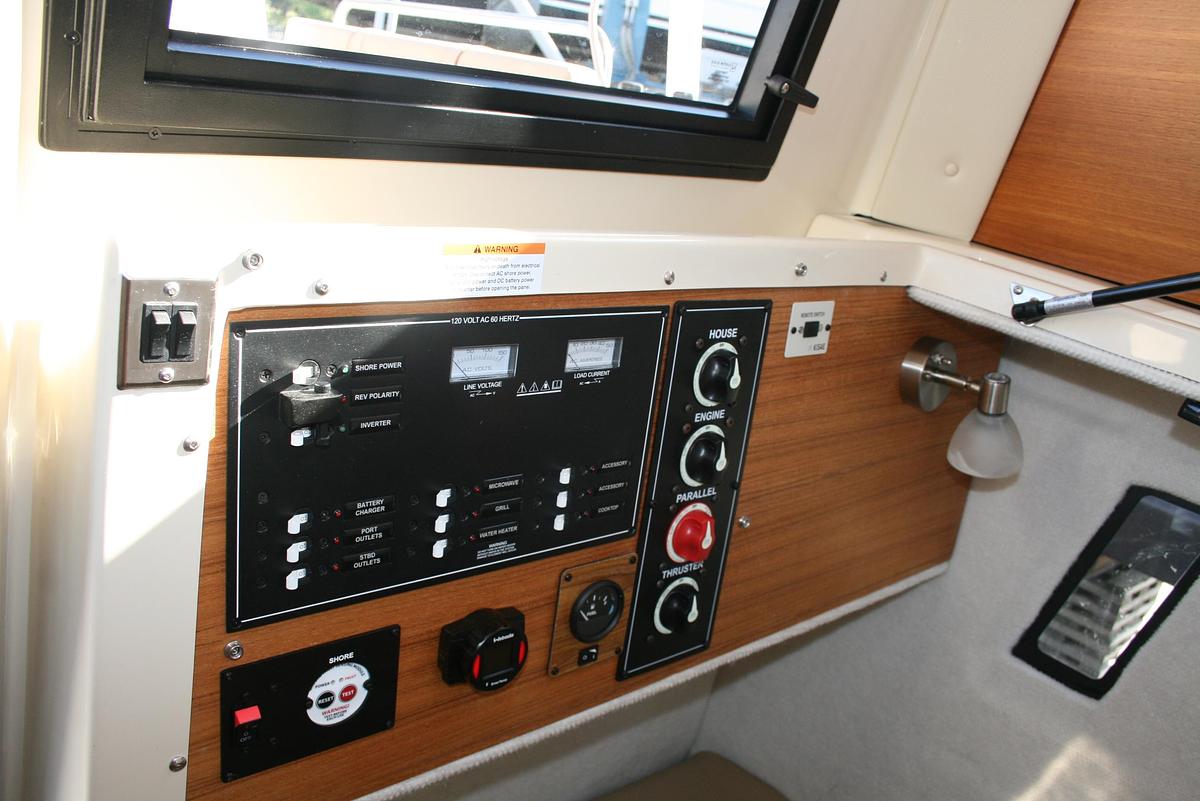 Used 2024 Ranger Tugs R-25
