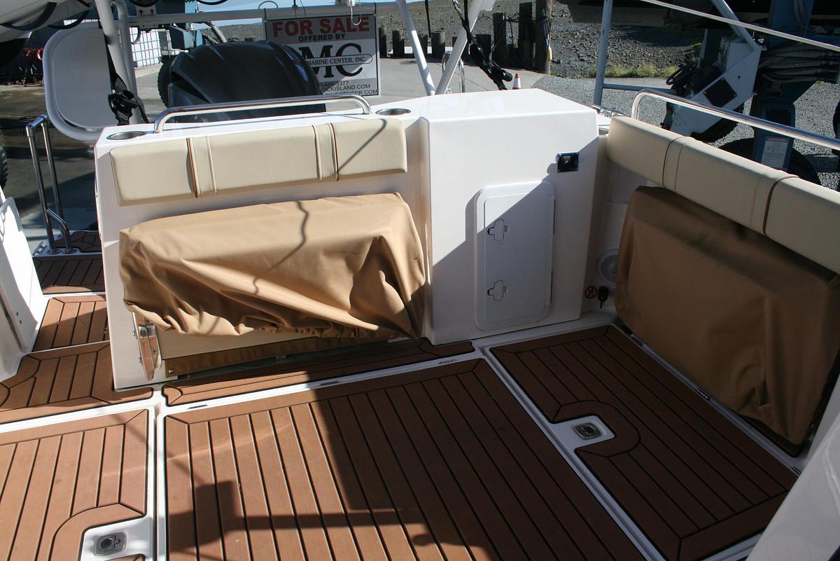 Used 2024 Ranger Tugs R-25