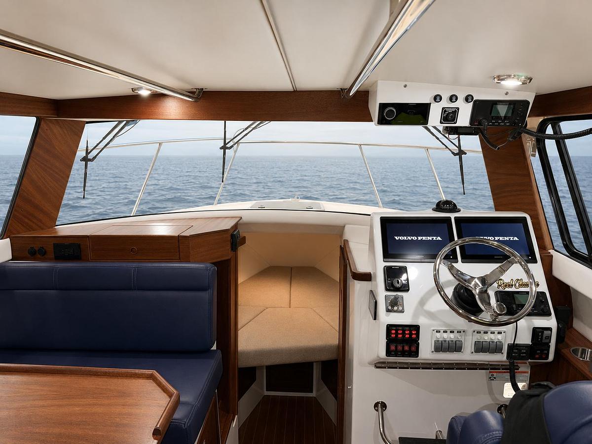 Used 2025 Ocean Sport Roamer 36