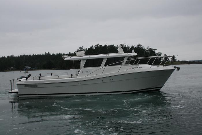 Used 2015 Ocean Sport Roamer 35'