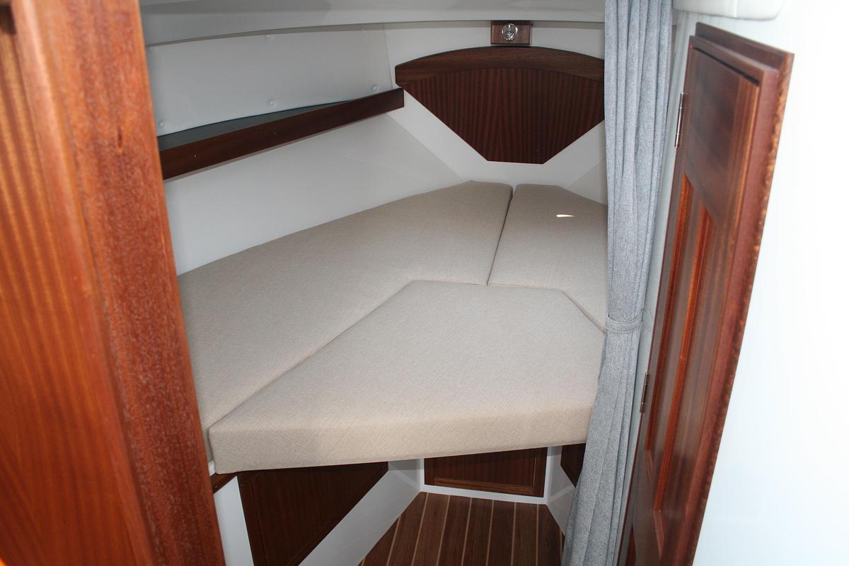 Used 2027 Ocean Sport Roamer 30 #141